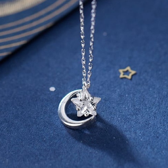 Jewelry - NEW 925 Sterling Silver Single Star Moon Necklace